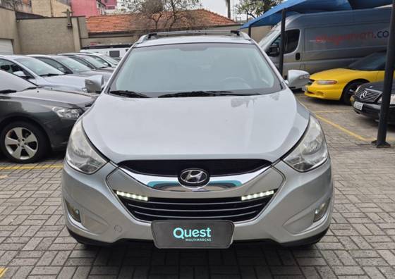 HYUNDAI IX35 2.0 MPI 4X2 16V FLEX 4P AUTOMÁTICO HYUNDAI IX35 2.0 MPI 4X2 16V FLEX 4P AUTOMÁTICO